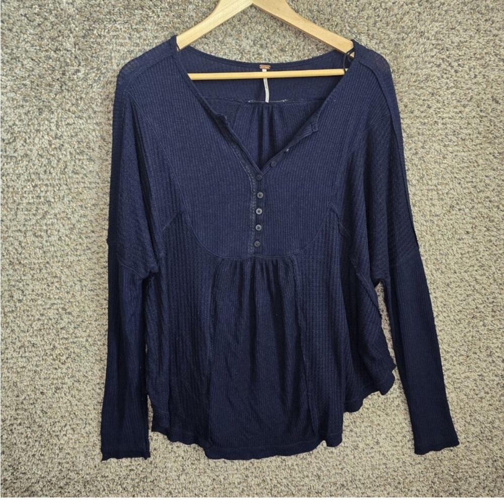 Free People Leo Henley Top Womens Small Blue Oversized Waffle Knit Thermal